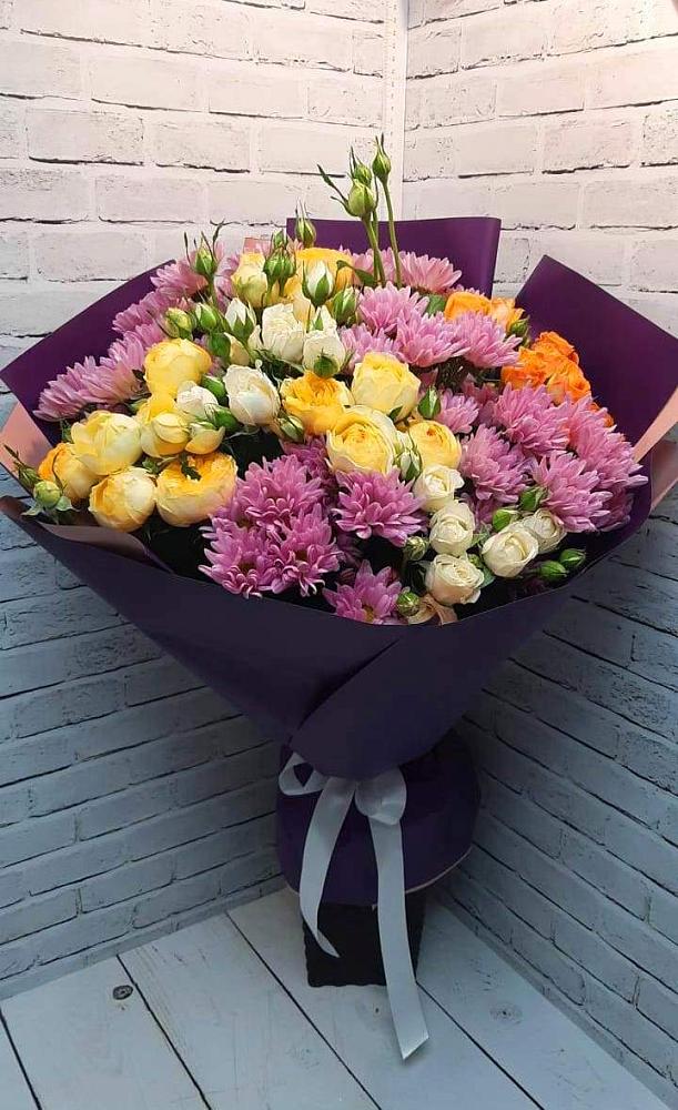 Букет цветов из: Хризантемы и Розы в Красногвардейском Ставропольского края
