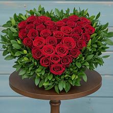 Цветочная композиция из Розы в виде сердца в Красногвардейском Ставропольского края