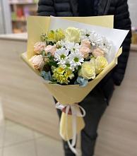 Букет цветов из:  Альстромерии, Розы и Хризантемы в Красногвардейском Ставропольского края