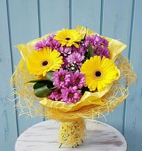 Букет цветов из:  Хризантемы и Герберы #REPLACE_PRED# Красногвардейском Ставропольского края