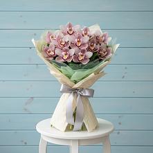 Букет цветов из:  Орхидеи и Розы в Красногвардейском Ставропольского края