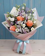 Букет цветов из:  Лизиантусы, Розы, Альстромерии и Гипсофила в Красногвардейском Ставропольского края