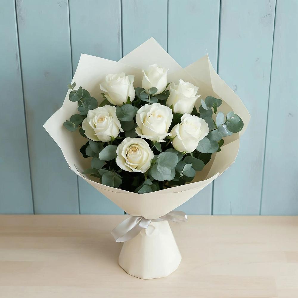 Букет Белые розы в Эвкалипте в Красногвардейском Ставропольского края