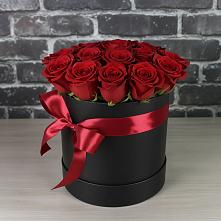 Цветочная композиция из Розы в шляпной коробке в Красногвардейском Ставропольского края