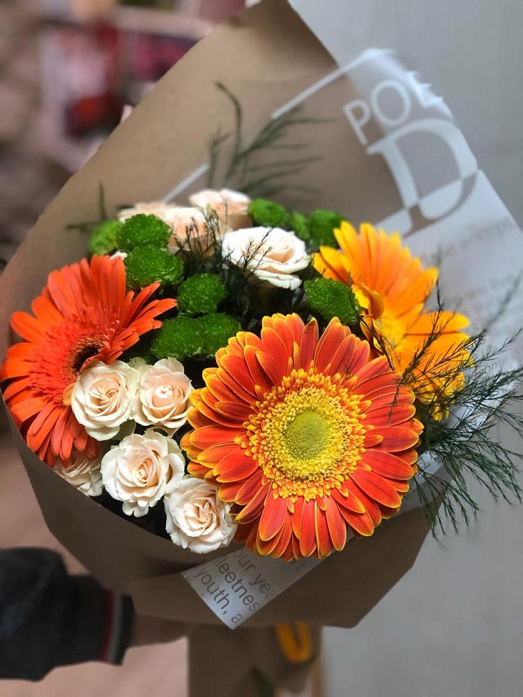 Букет цветов из: Герберы, Хризантемы и Розы в Красногвардейском Ставропольского края