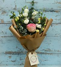 Букет цветов из:  Розы и Лизиантусы в Красногвардейском Ставропольского края