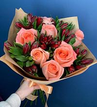 Букет цветов из:  Розы и Альстромерии #REPLACE_PRED# Красногвардейском Ставропольского края